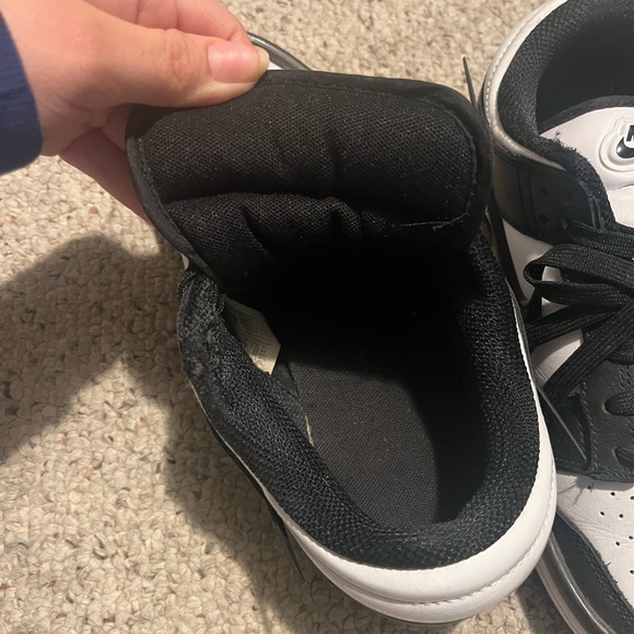 Nike Women's Black and White Sneakers - Picture 5 of 6